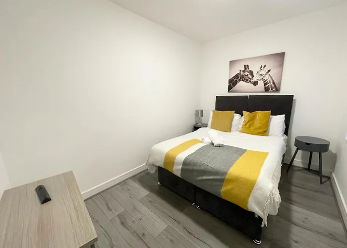 The Central Suite Sasco Apartments